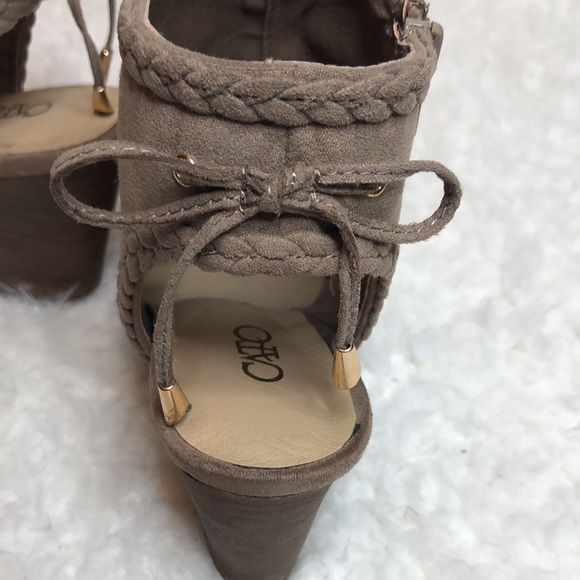 Cato tan dressy wedge shoes - Picture 5 of 5